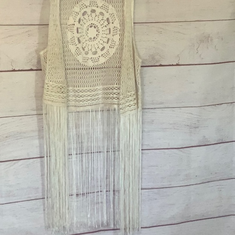 Idyllwind Woman’s Hawls Crochet Fringe Vest